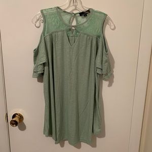 Cold shoulder top